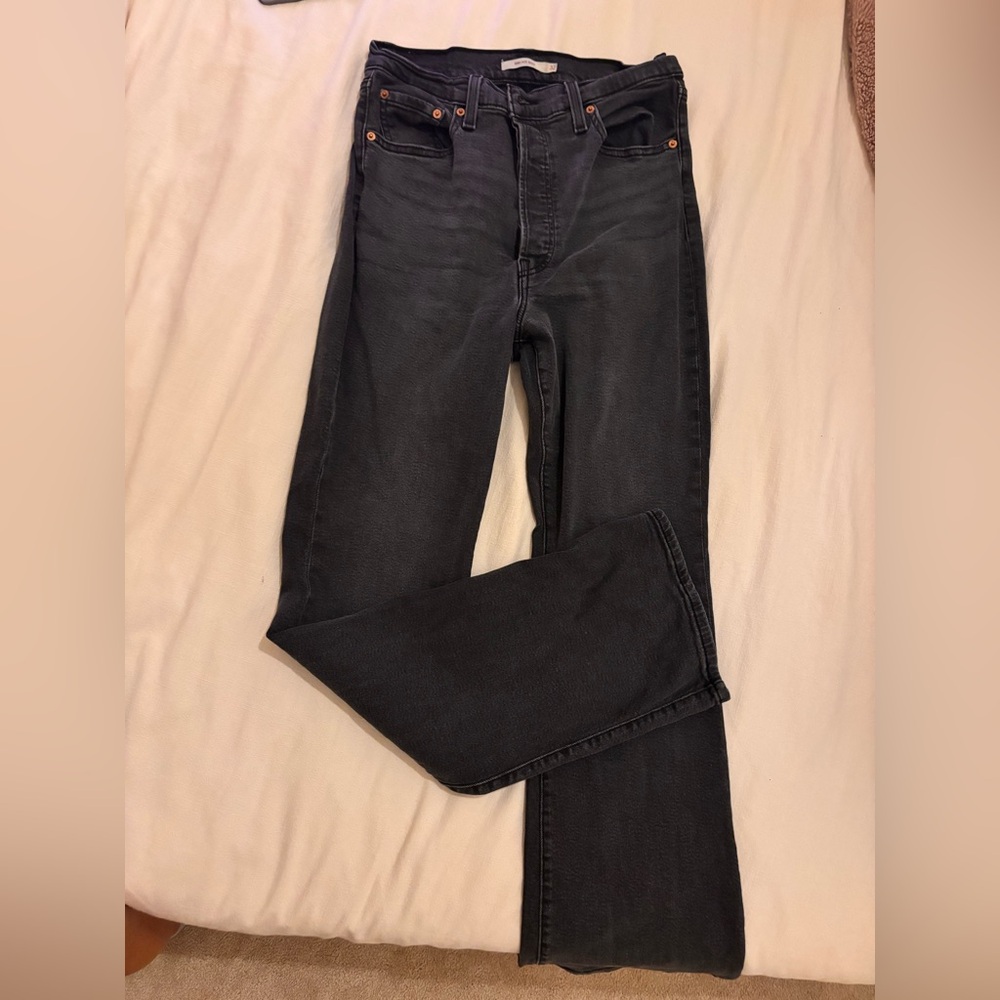 Black Straight Leg Jeans with Classic Style